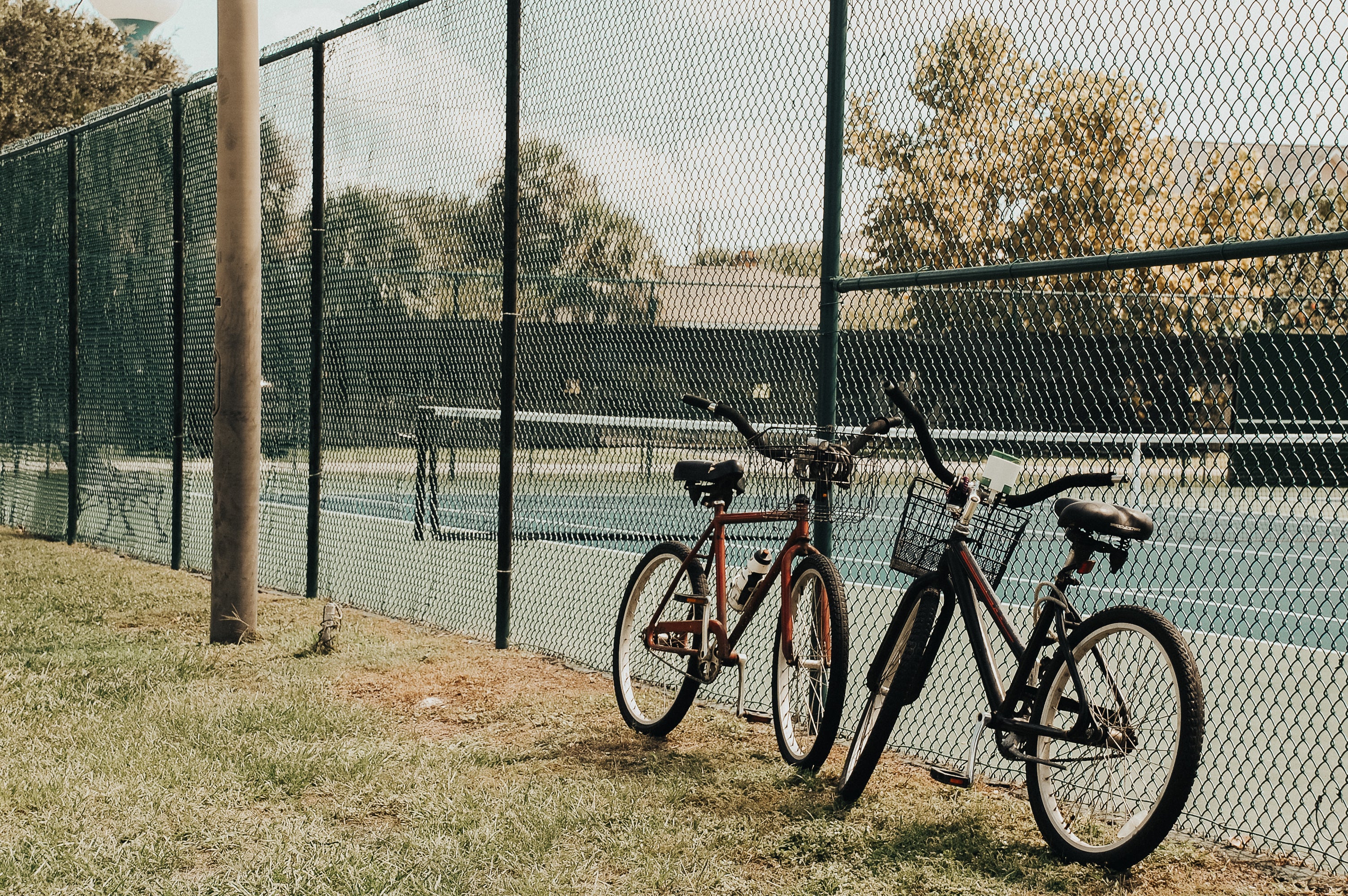 files/bikes-by-tennis-courts-georgia.jpg